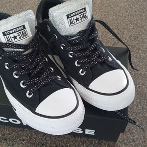 Converse size 9 women's